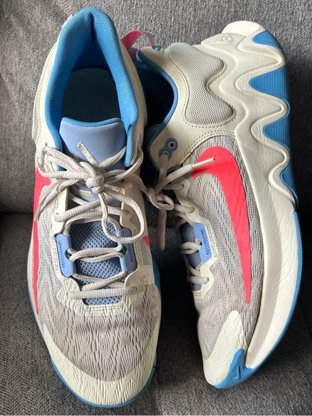 Nike Giannis Immortality 2 Coconut Milk Hot Punch Shoes Mens size 12 DM0825-103